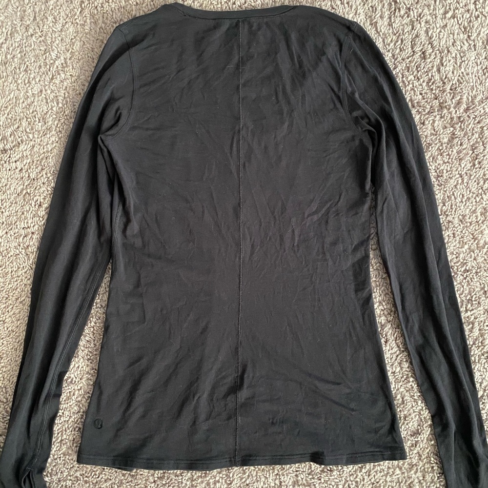 Lululemon Tee - Picture 4 of 4
